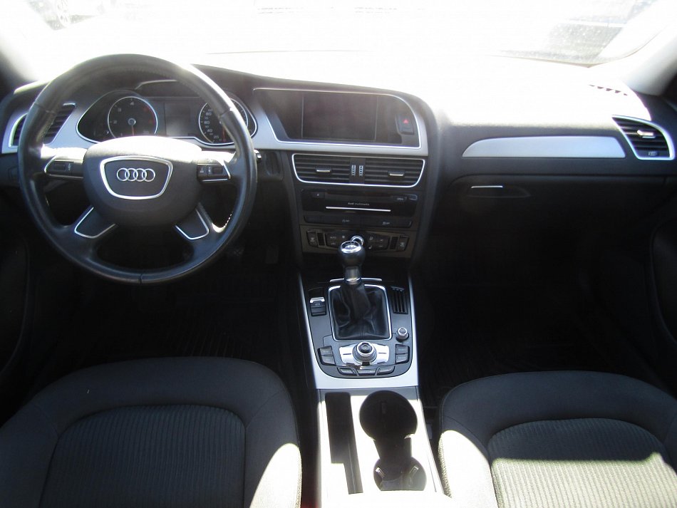 Audi A4 2.0TDi  Avant