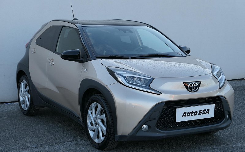 Toyota Aygo 1.0 VTi  X