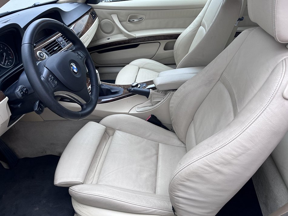 BMW Řada 3 3.0  330 i X-Drive