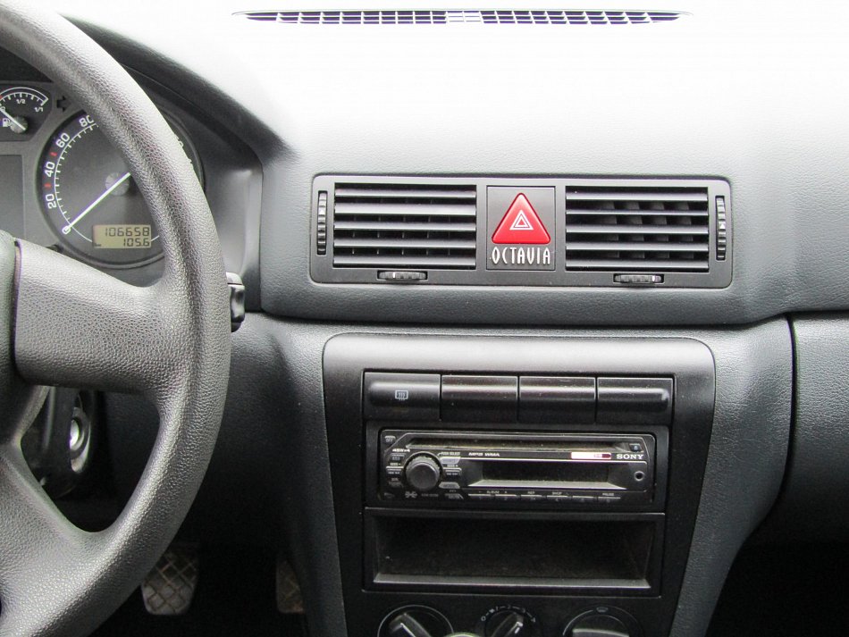 Škoda Octavia 1.6 i Tour