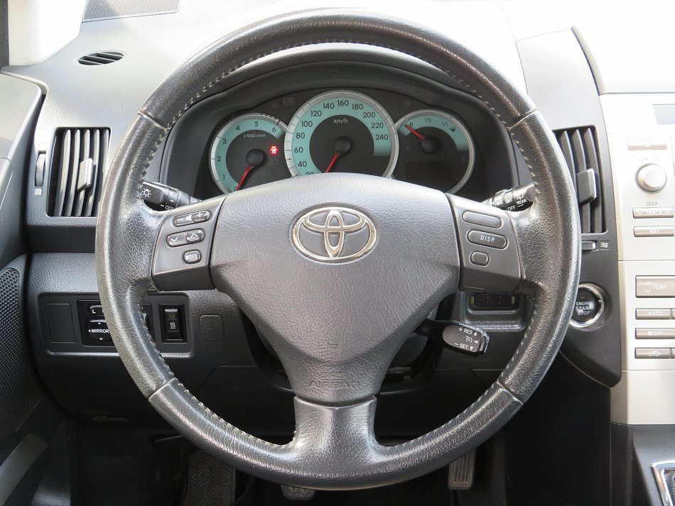 Toyota Corolla Verso 2.2 D 