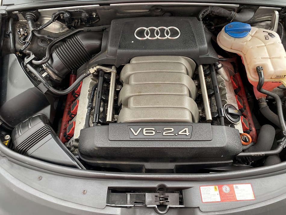 Audi A6 2.4 V6 