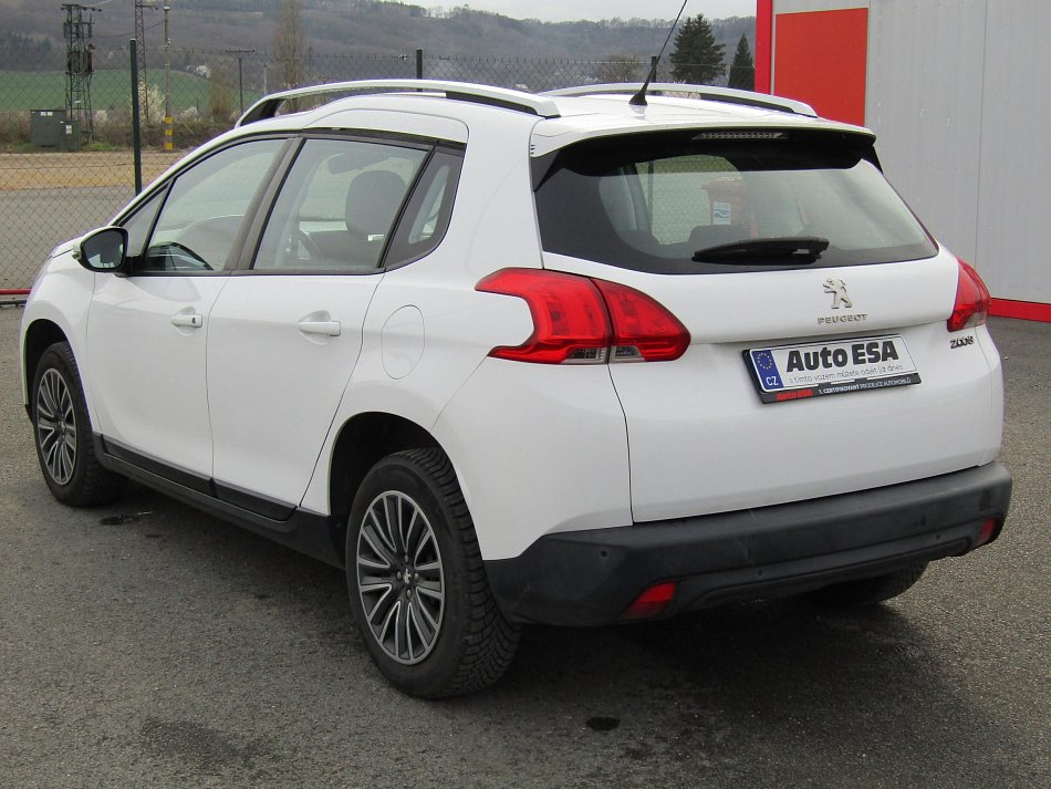 Peugeot 2008 1.2PT 