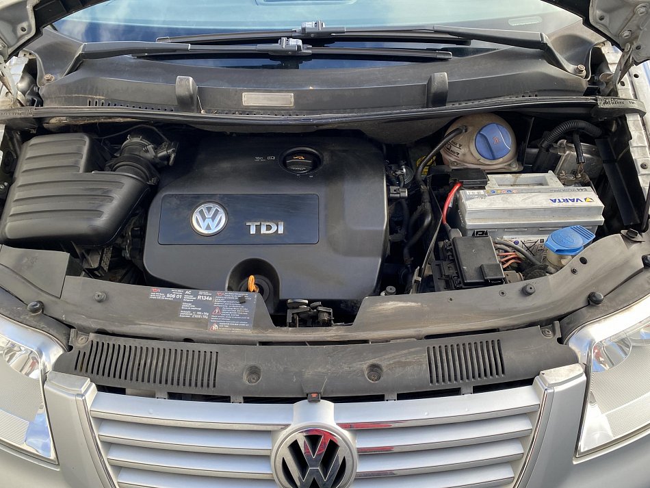 Volkswagen Sharan 1.9 TDi 