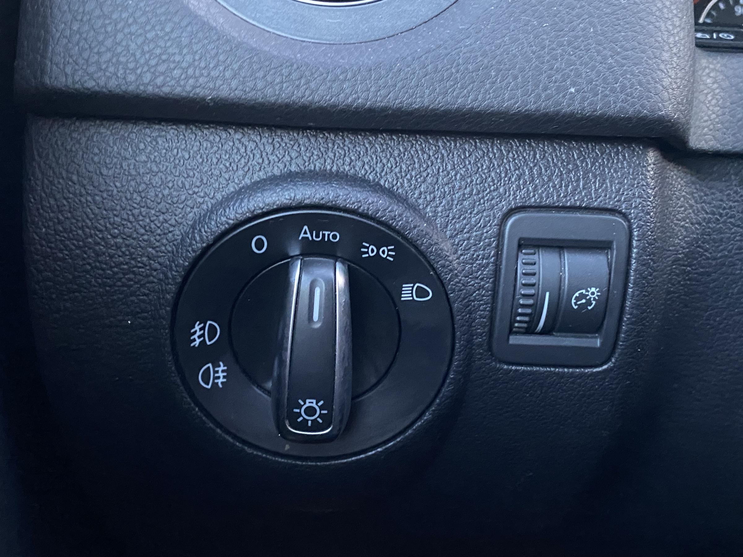 Volkswagen Tiguan, 2014 - pohled č. 17