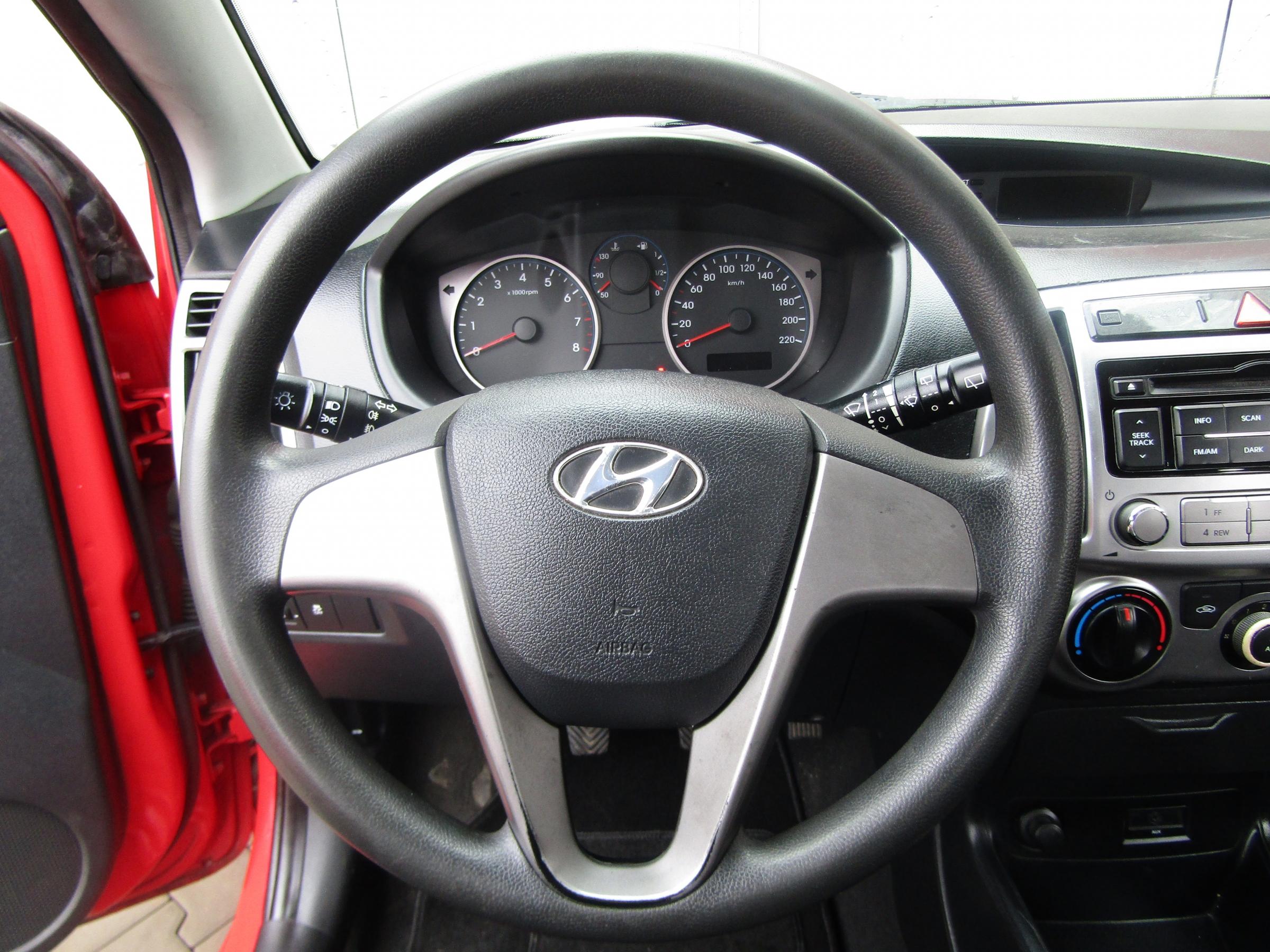 Hyundai i20, 2013 - pohled č. 16