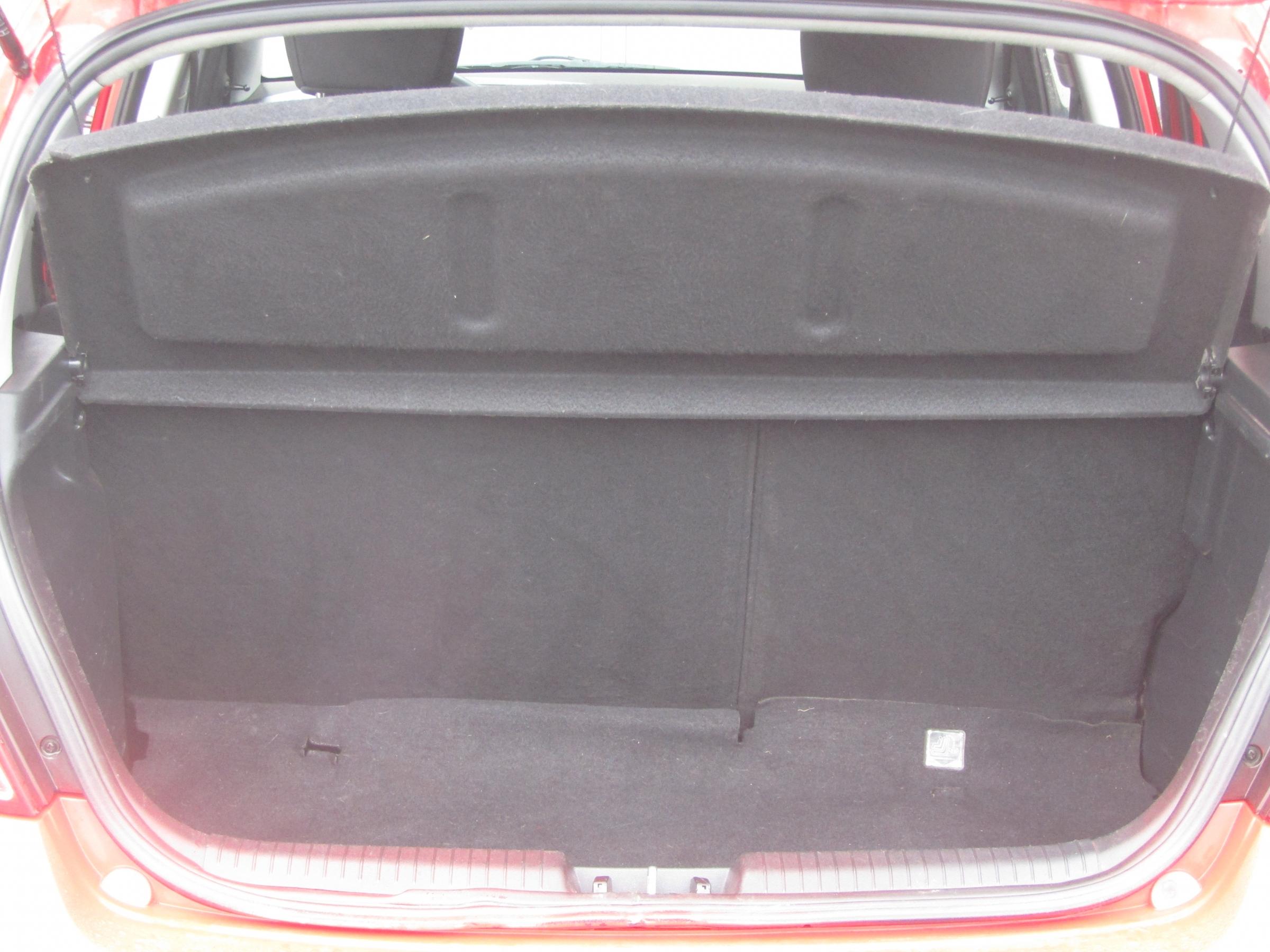 Hyundai i20, 2013 - pohled č. 7