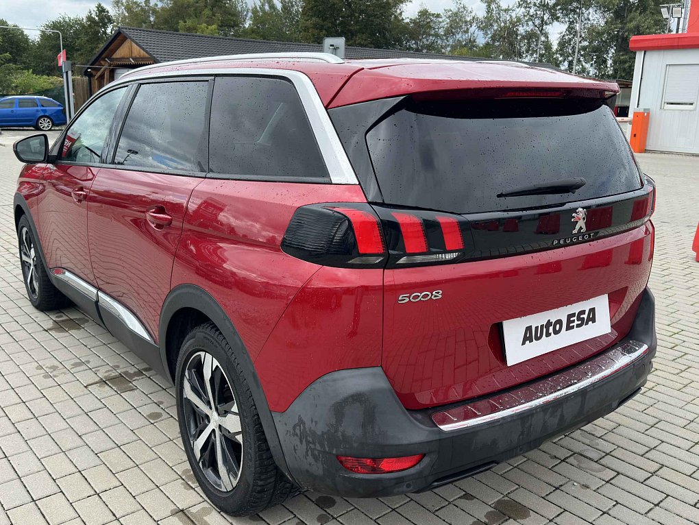 Peugeot 5008 1.5 HDi Allure