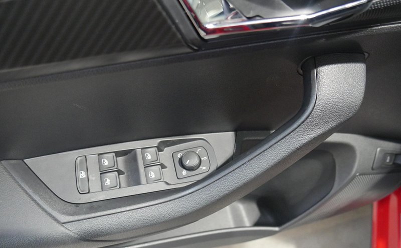 Škoda Karoq 2.0 TDi SportLine