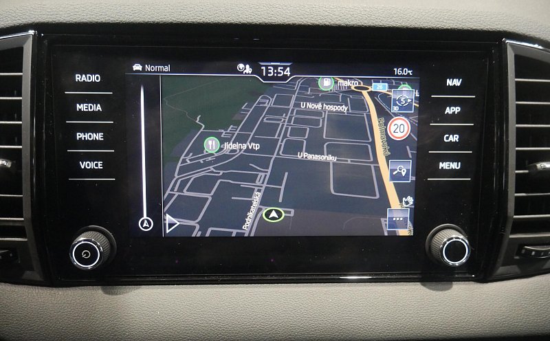 Škoda Karoq 2.0 TDi SportLine