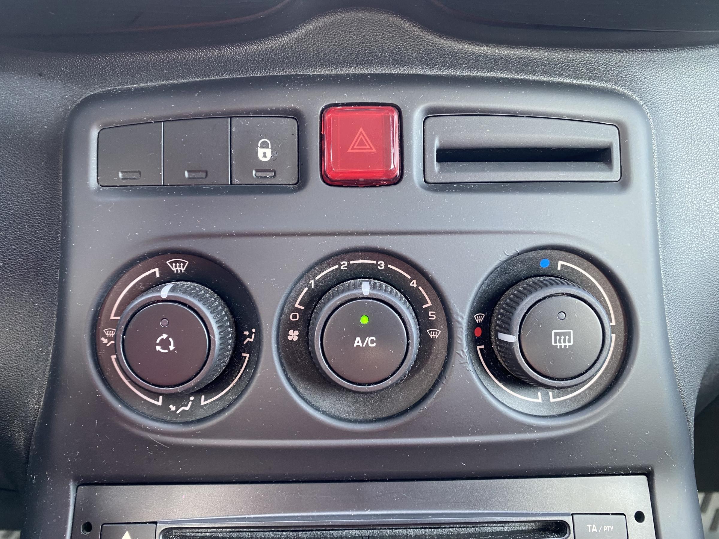 Citroën C3 Picasso, 2013 - pohled č. 16