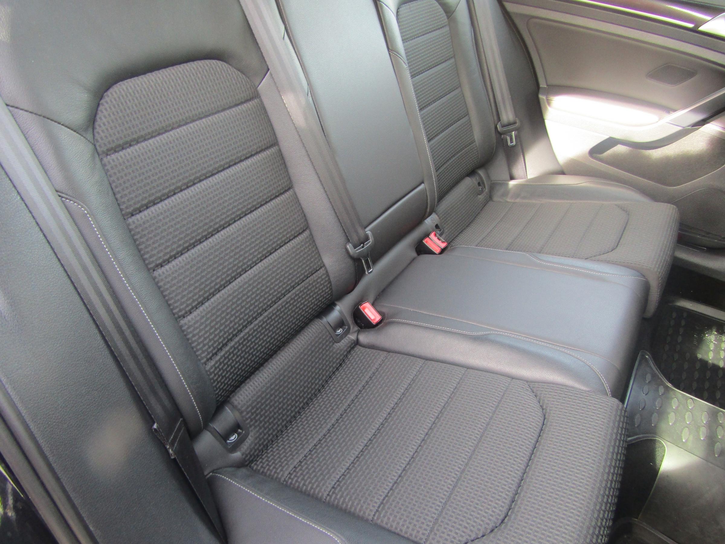 Volkswagen Golf, 2015 - pohled č. 12