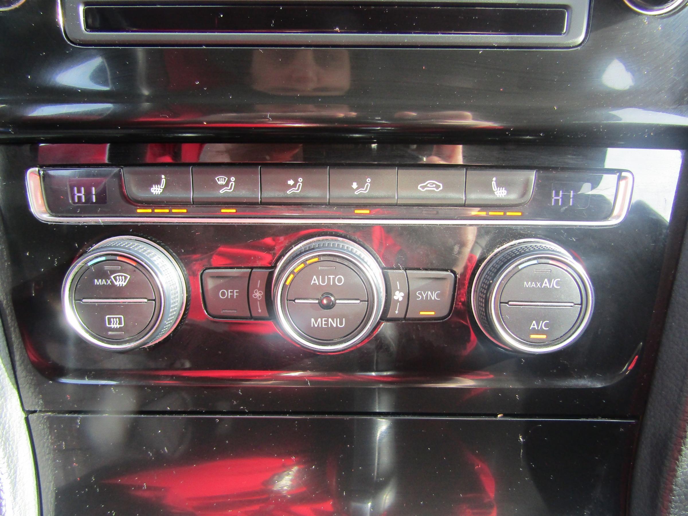 Volkswagen Golf, 2015 - pohled č. 18