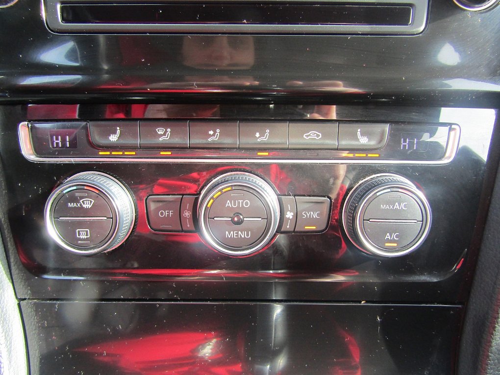 Volkswagen Golf 1.6TDi 