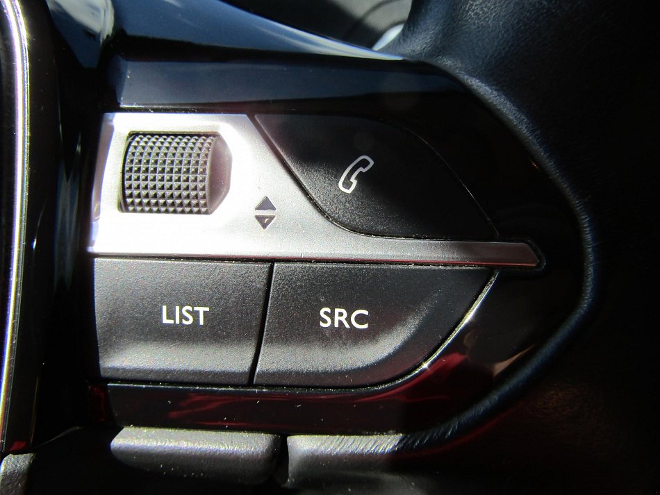 Peugeot 5008 1.5 HDi 