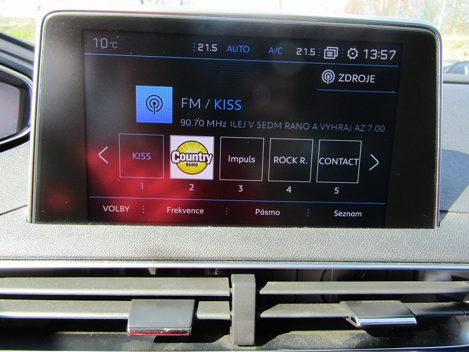 Peugeot 5008 1.5 HDi 