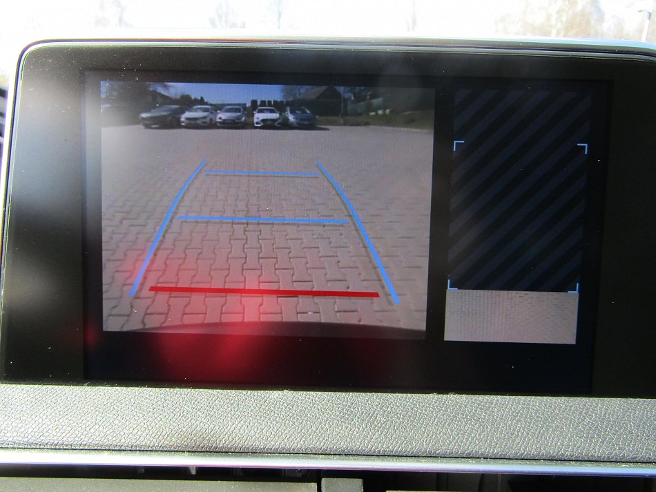 Peugeot 5008 1.5 HDi 