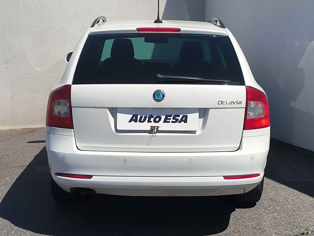 Škoda Octavia II 2.0TDi Elegance 4x4