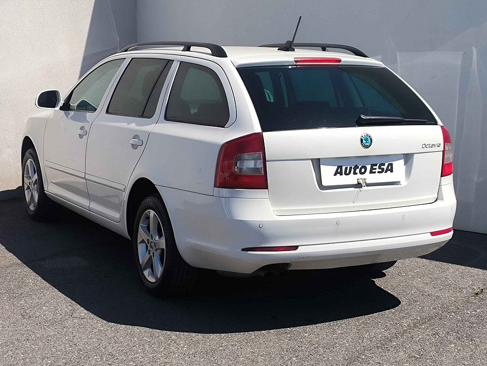Škoda Octavia II 2.0TDi Elegance 4x4
