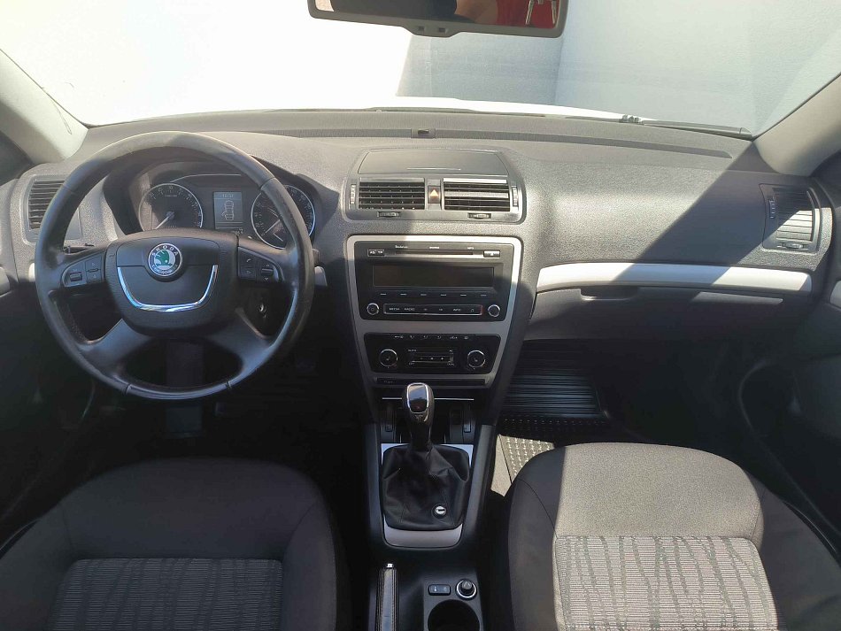 Škoda Octavia II 2.0TDi Elegance 4x4