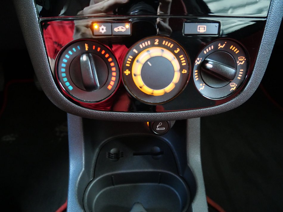 Opel Corsa 1.2i 