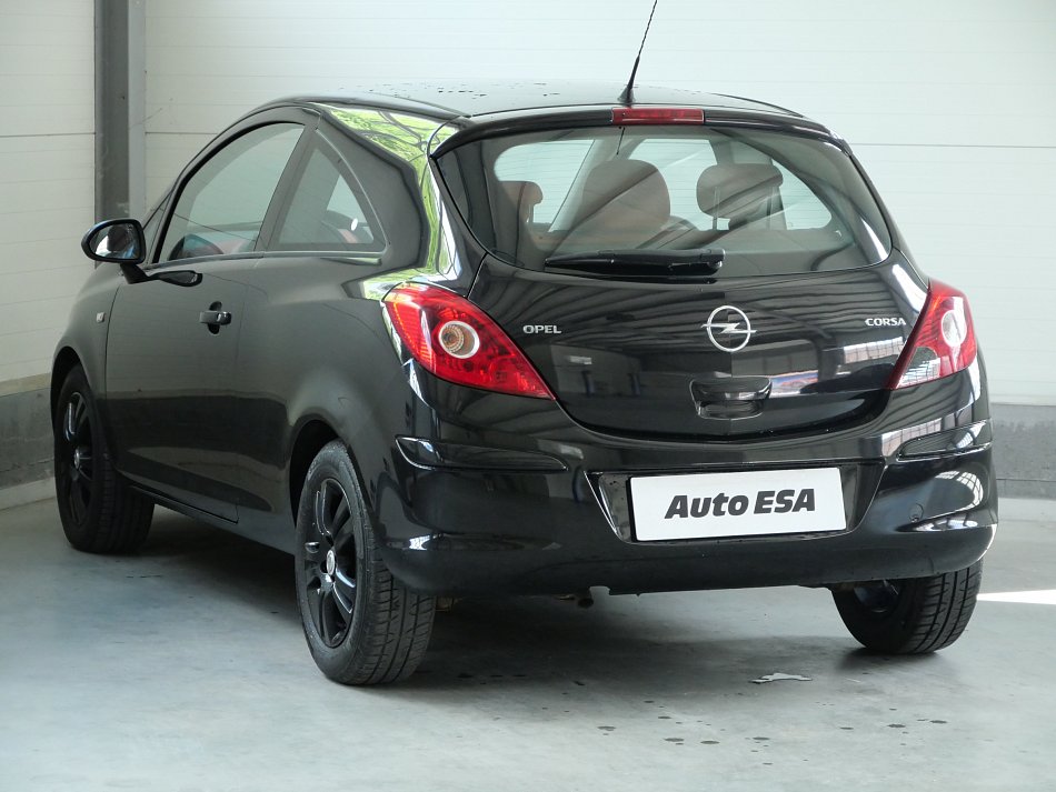 Opel Corsa 1.2i 