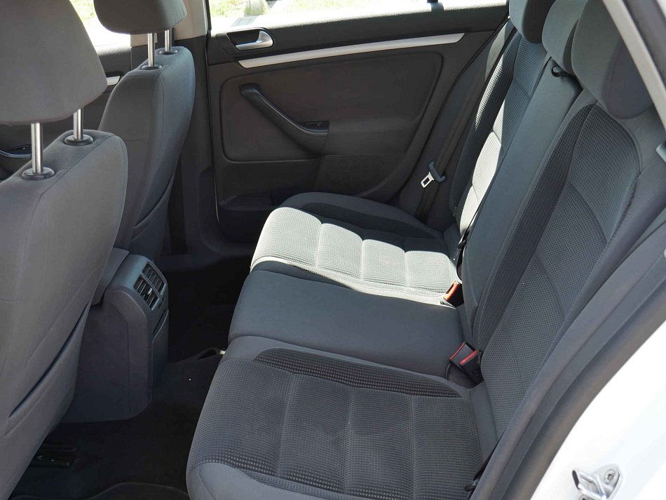 Volkswagen Golf 1.9TDi 