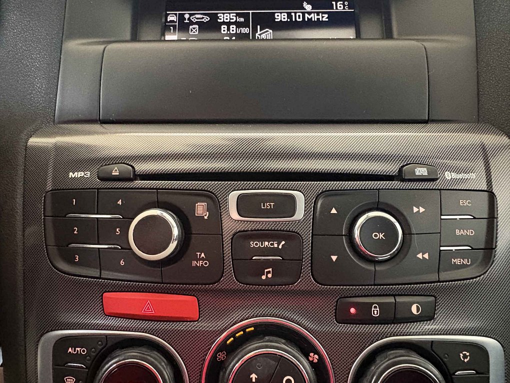 Citroën C4 1.6i 