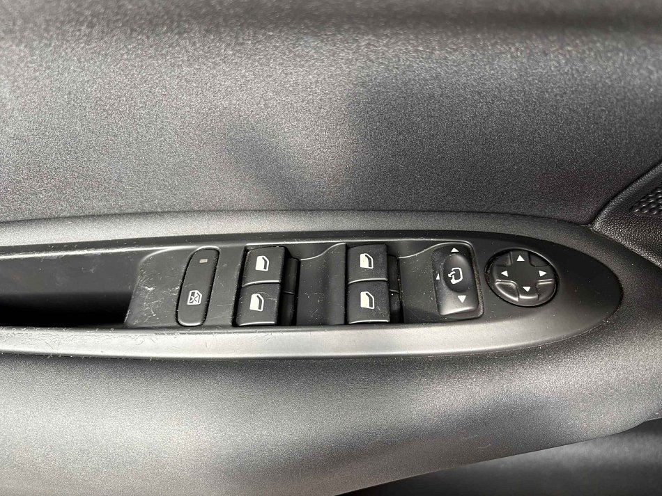 Citroën C4 1.6i 