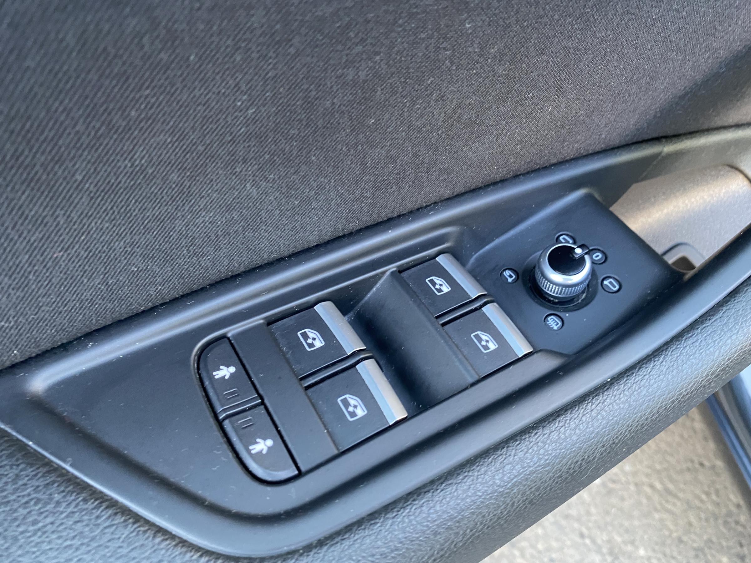 Audi A4, 2017 - pohled č. 14