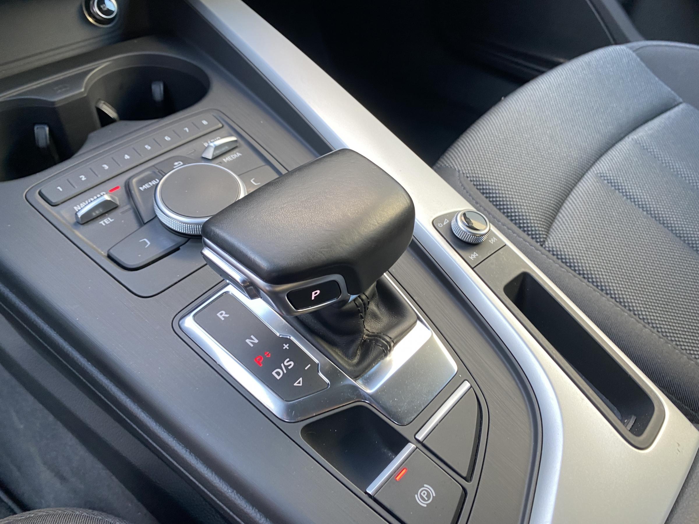 Audi A4, 2017 - pohled č. 18