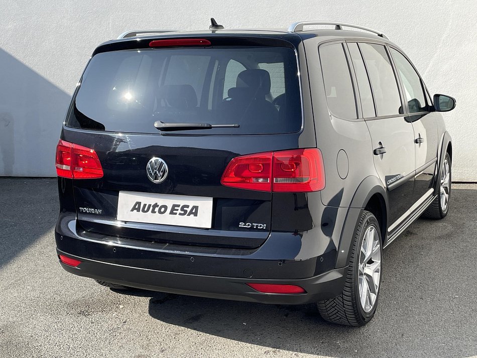 Volkswagen Touran 2.0 TDi CROSS