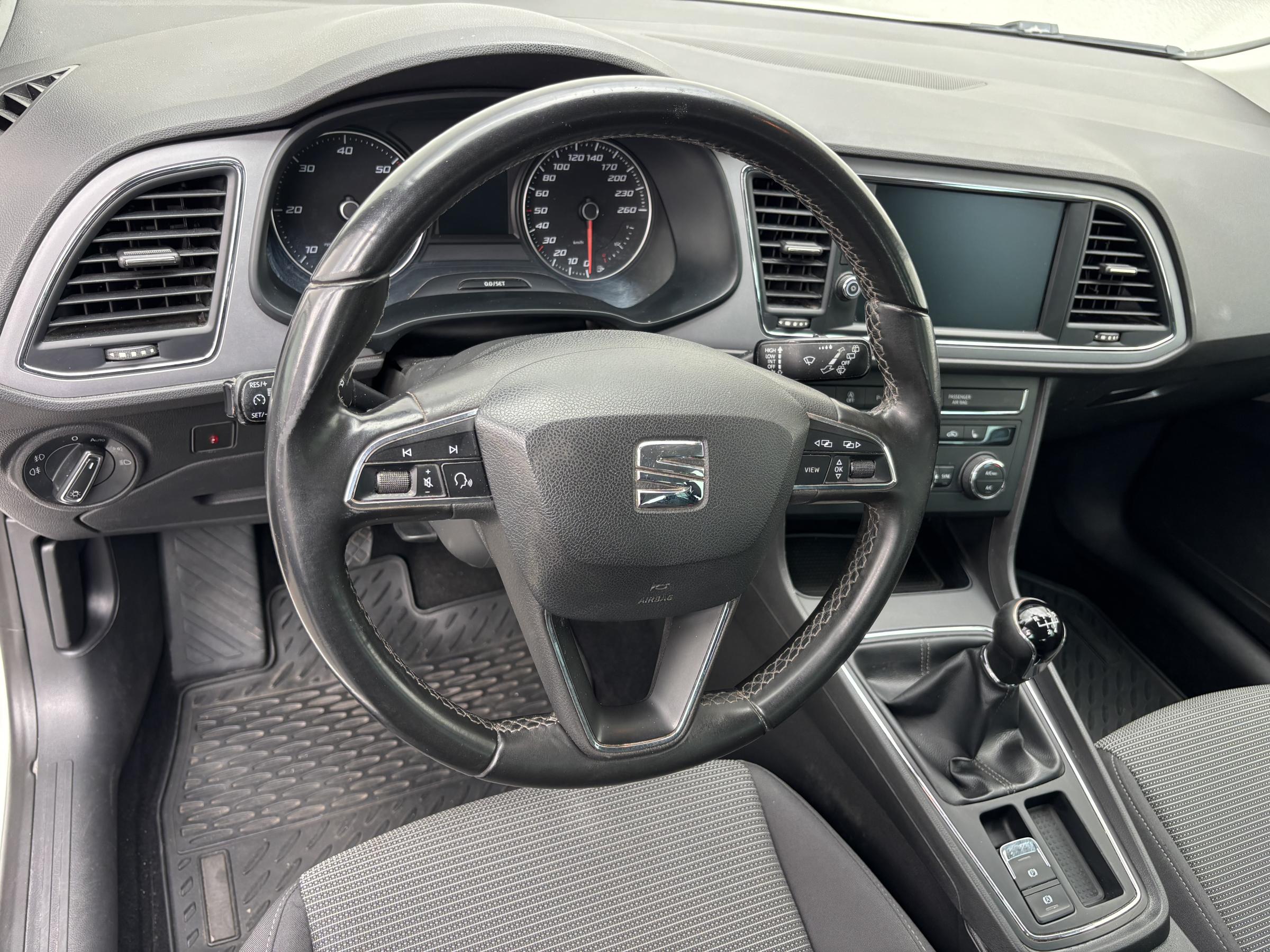 Seat Leon, 2019 - pohled č. 11