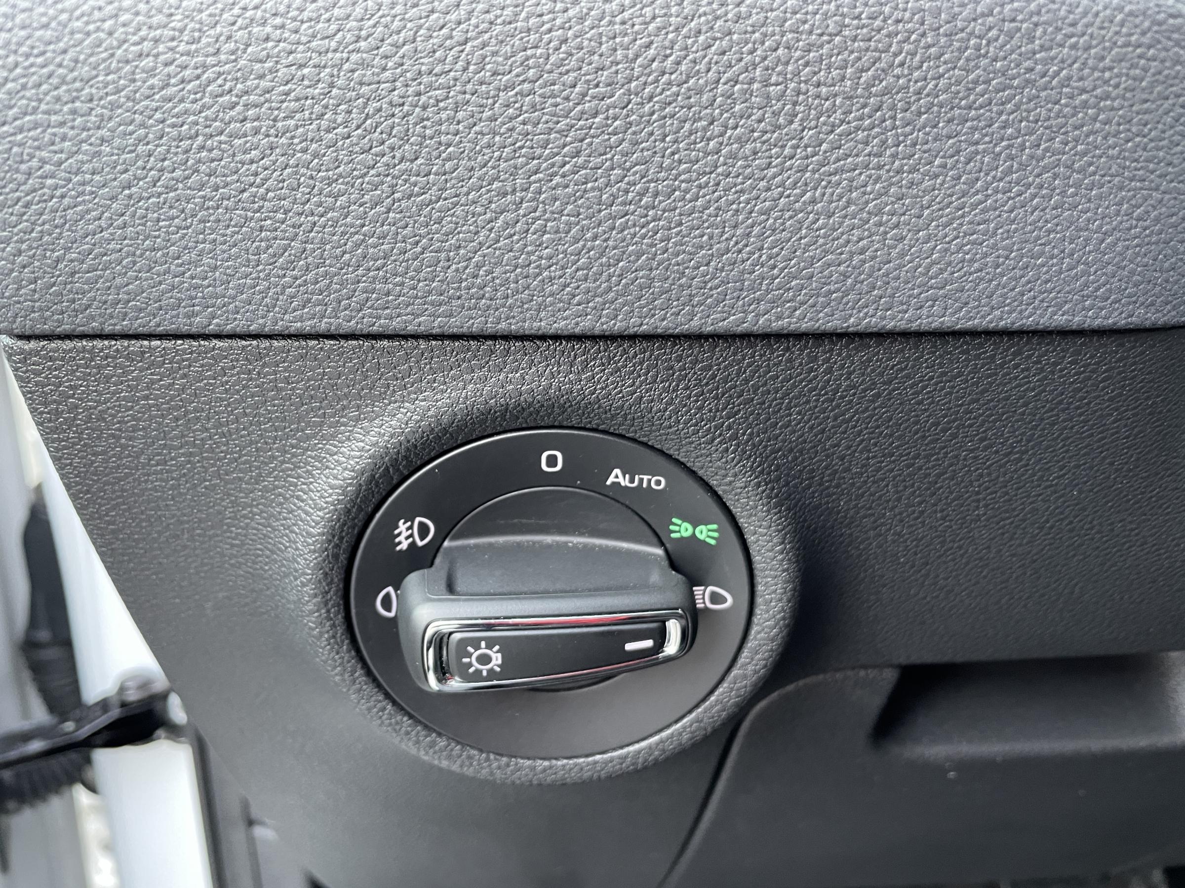 Škoda Karoq, 2019 - pohled č. 19