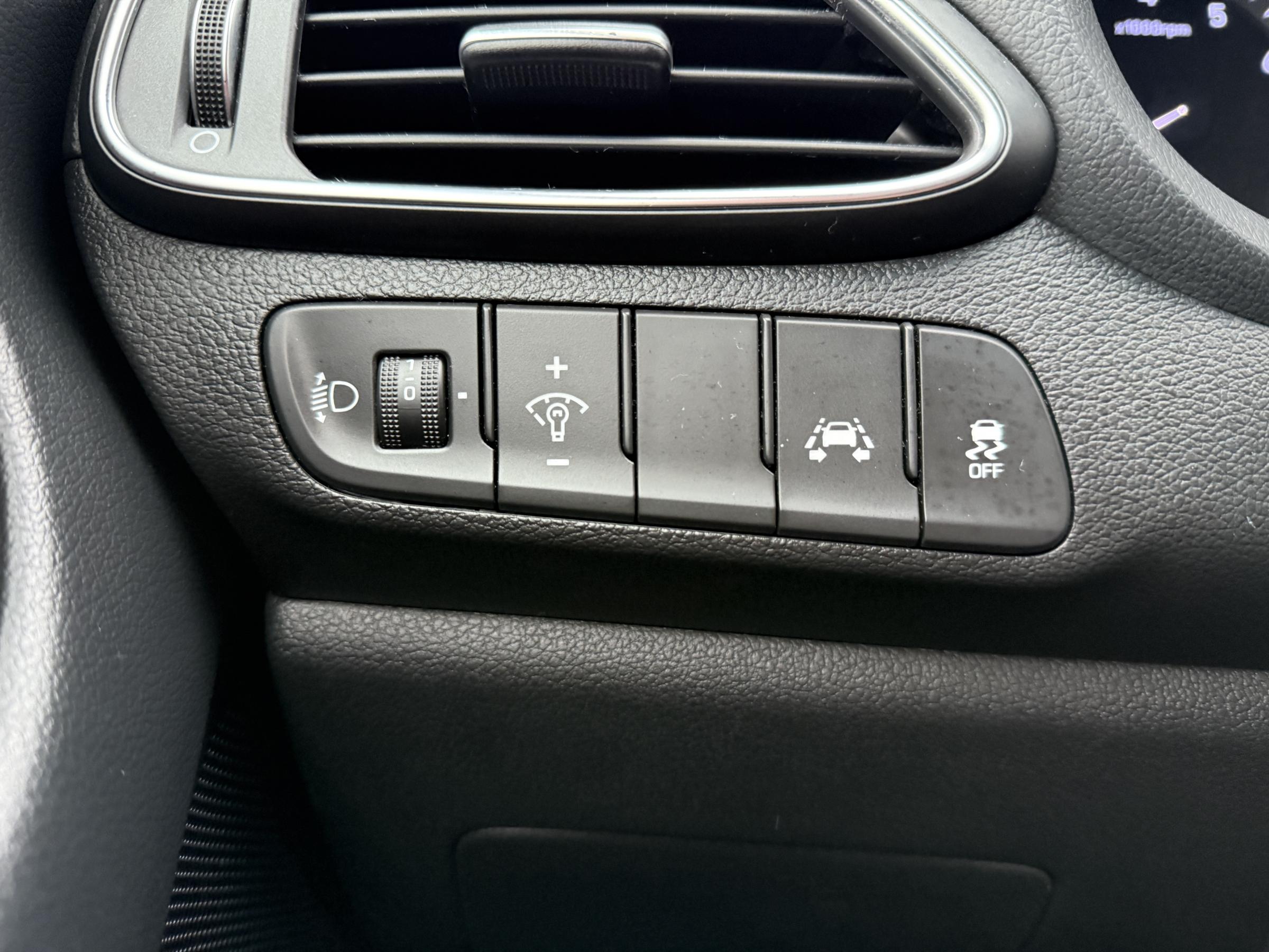 Hyundai i30, 2017 - pohled č. 12