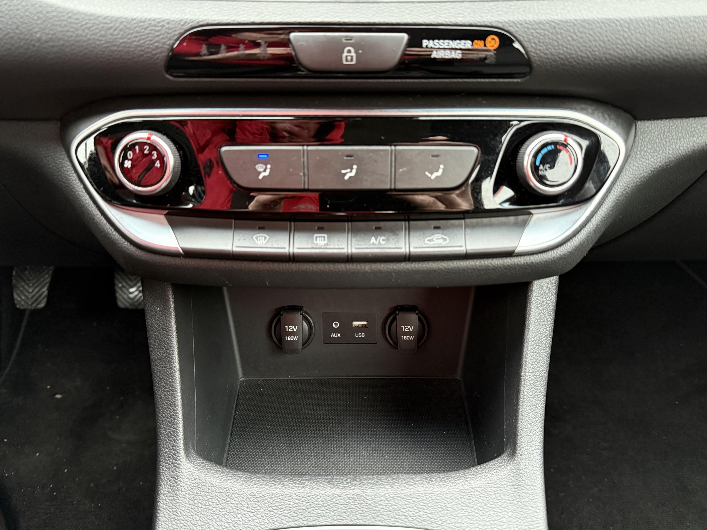 Hyundai i30, 2017 - pohled č. 16