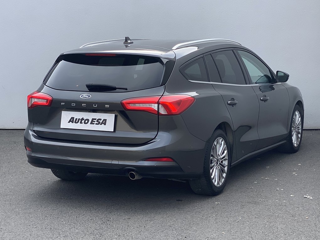 Ford Focus 1.0EB Titanium