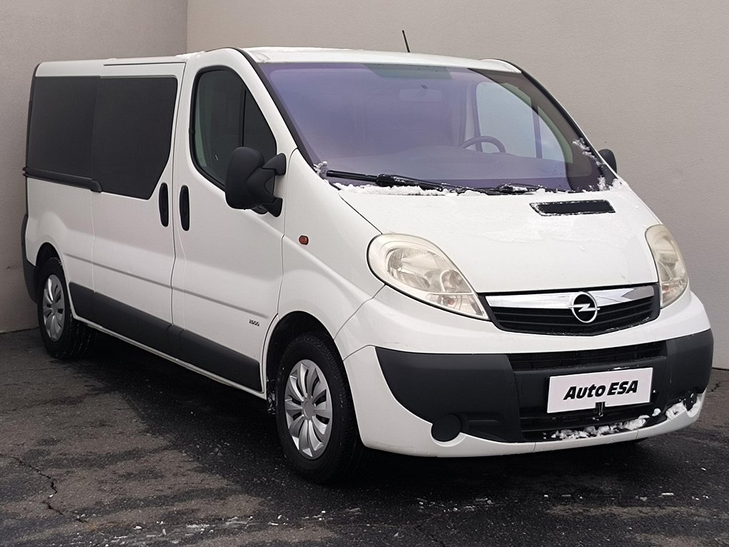 Opel Vivaro 2.0CDTi  L2 9míst