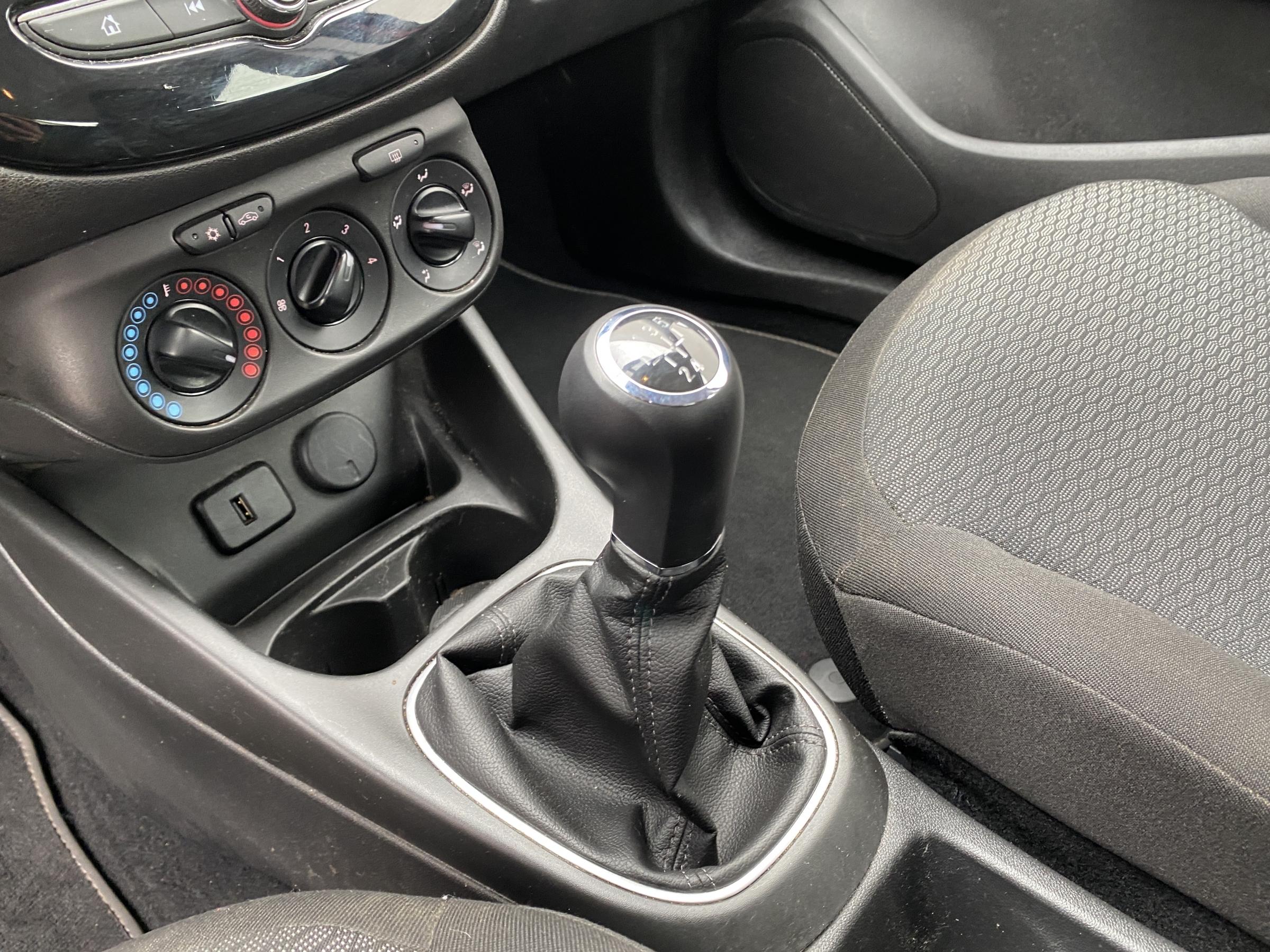 Opel Corsa, 2016 - pohled č. 14