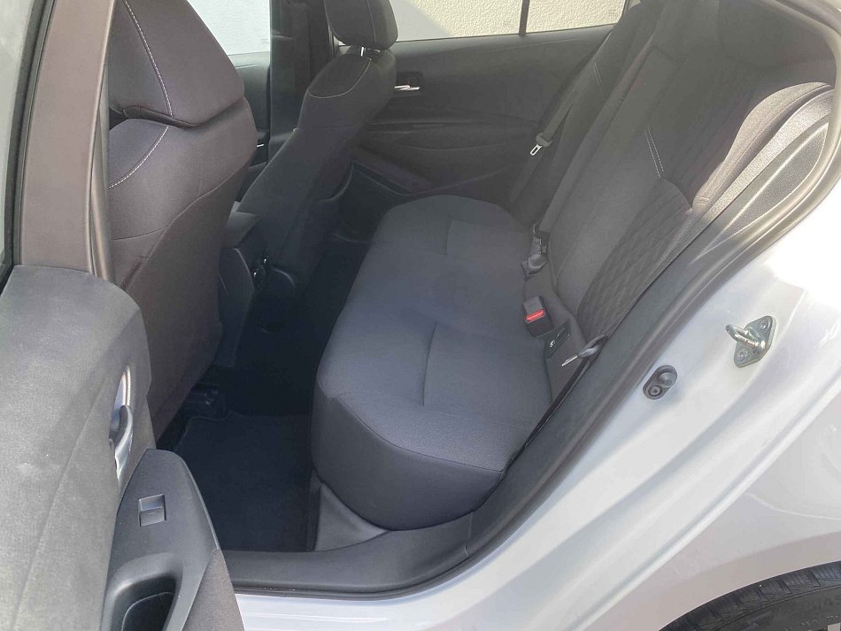 Toyota Corolla 1.5i 