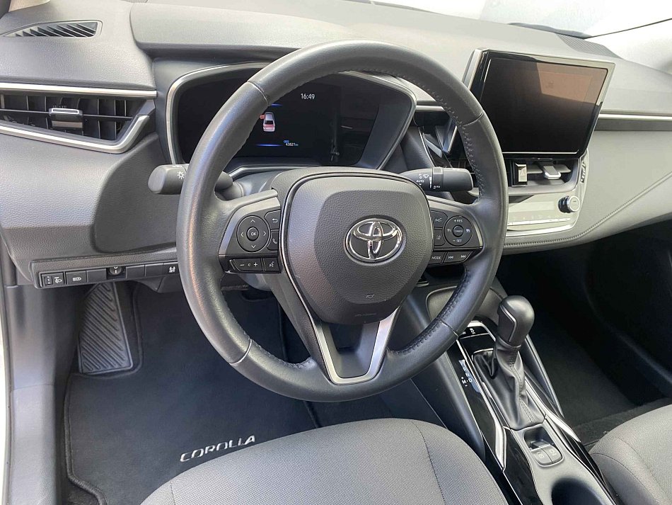 Toyota Corolla 1.5i 