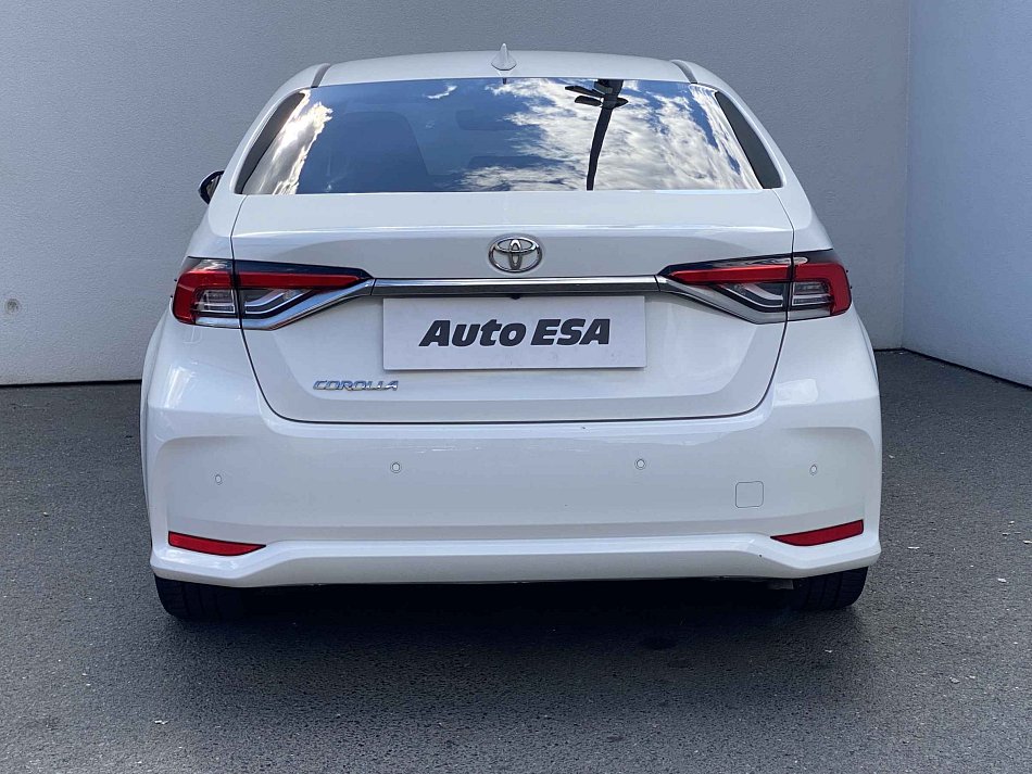 Toyota Corolla 1.5i 