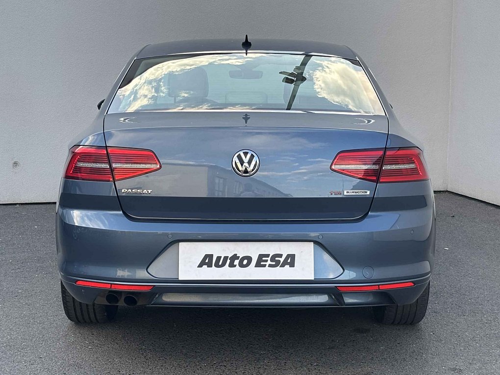 Volkswagen Passat 1.8TSi 