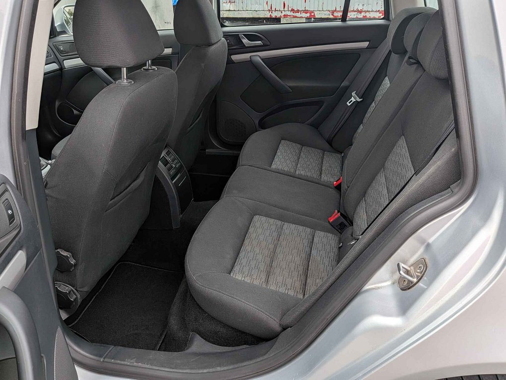 Škoda Octavia II 1.6 TDi Ambiente