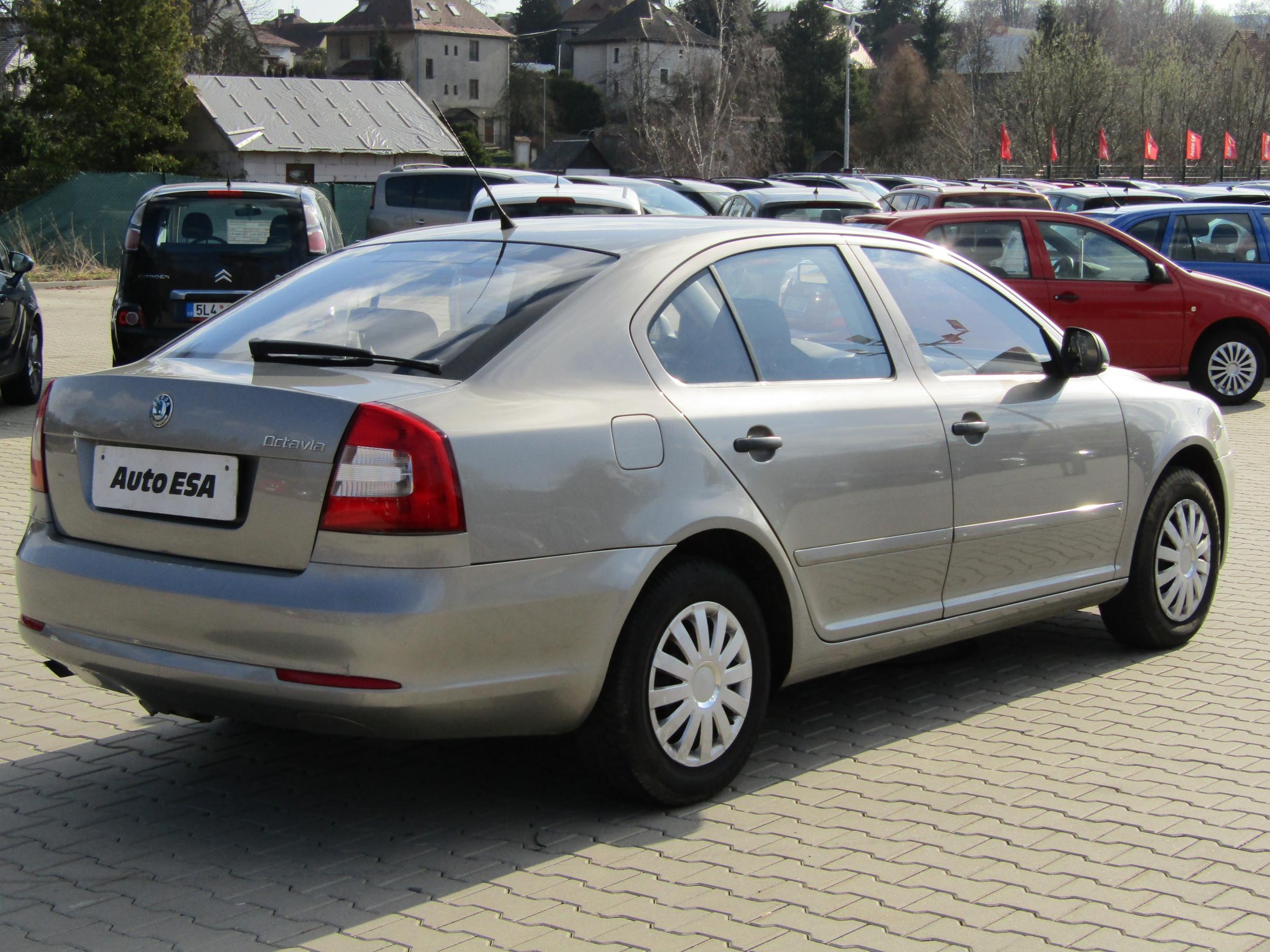 Škoda Octavia II, 2010 - pohled č. 4