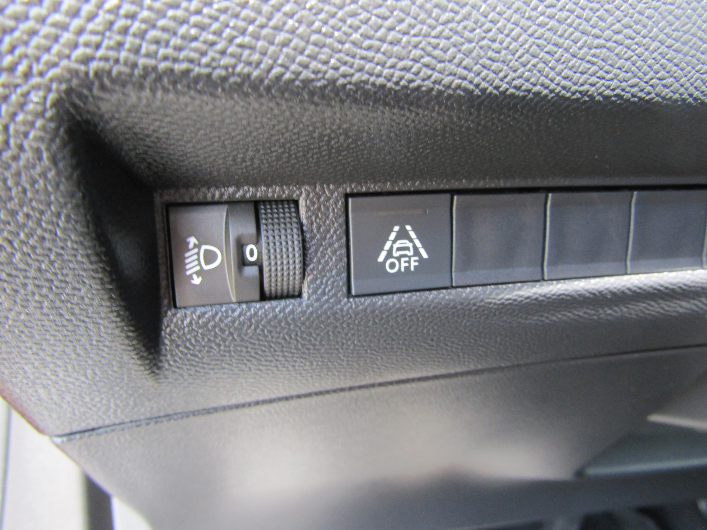 Peugeot 2008, 2021 - pohled č. 16