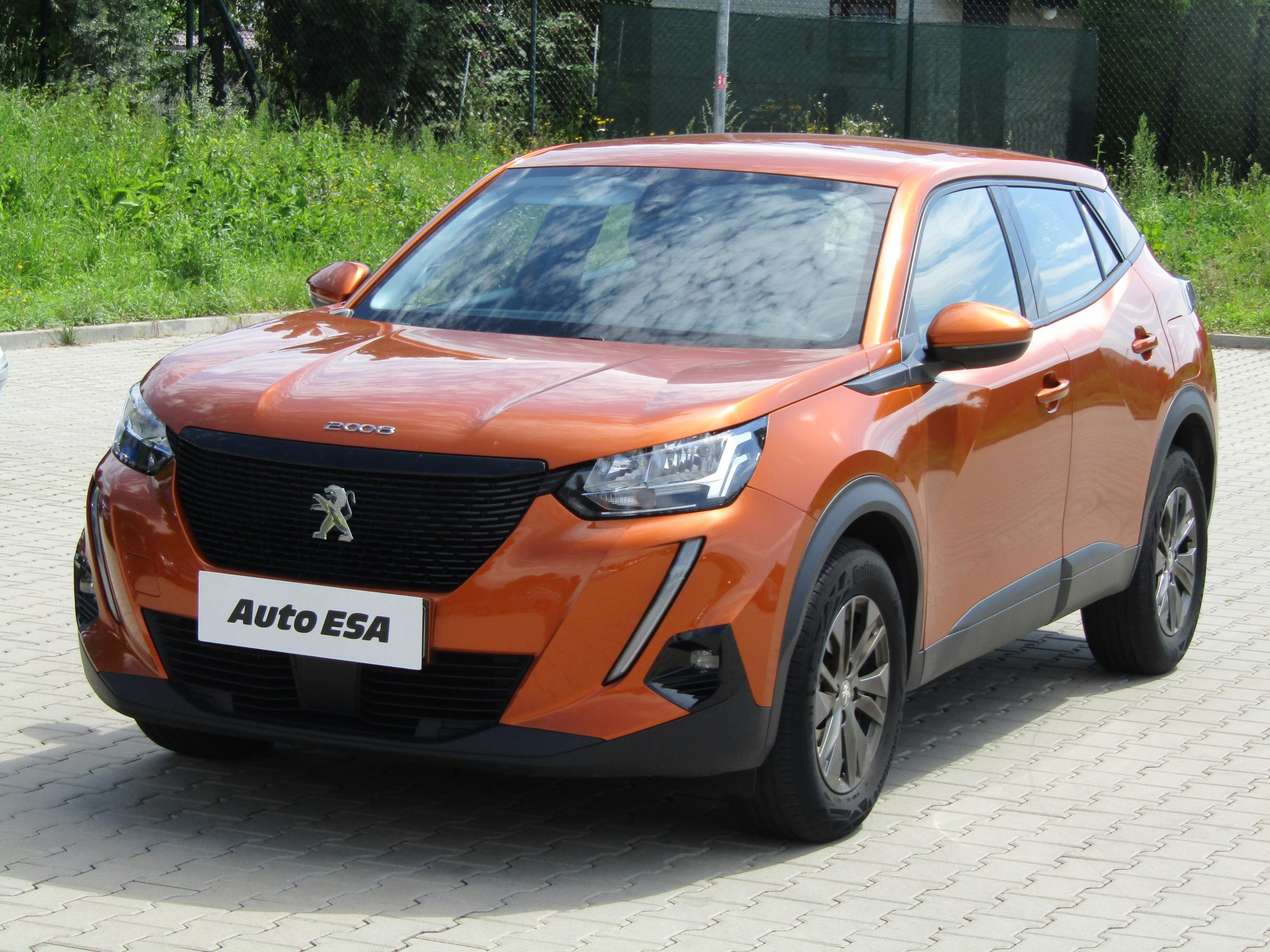 Peugeot 2008, 2021 - pohled č. 3