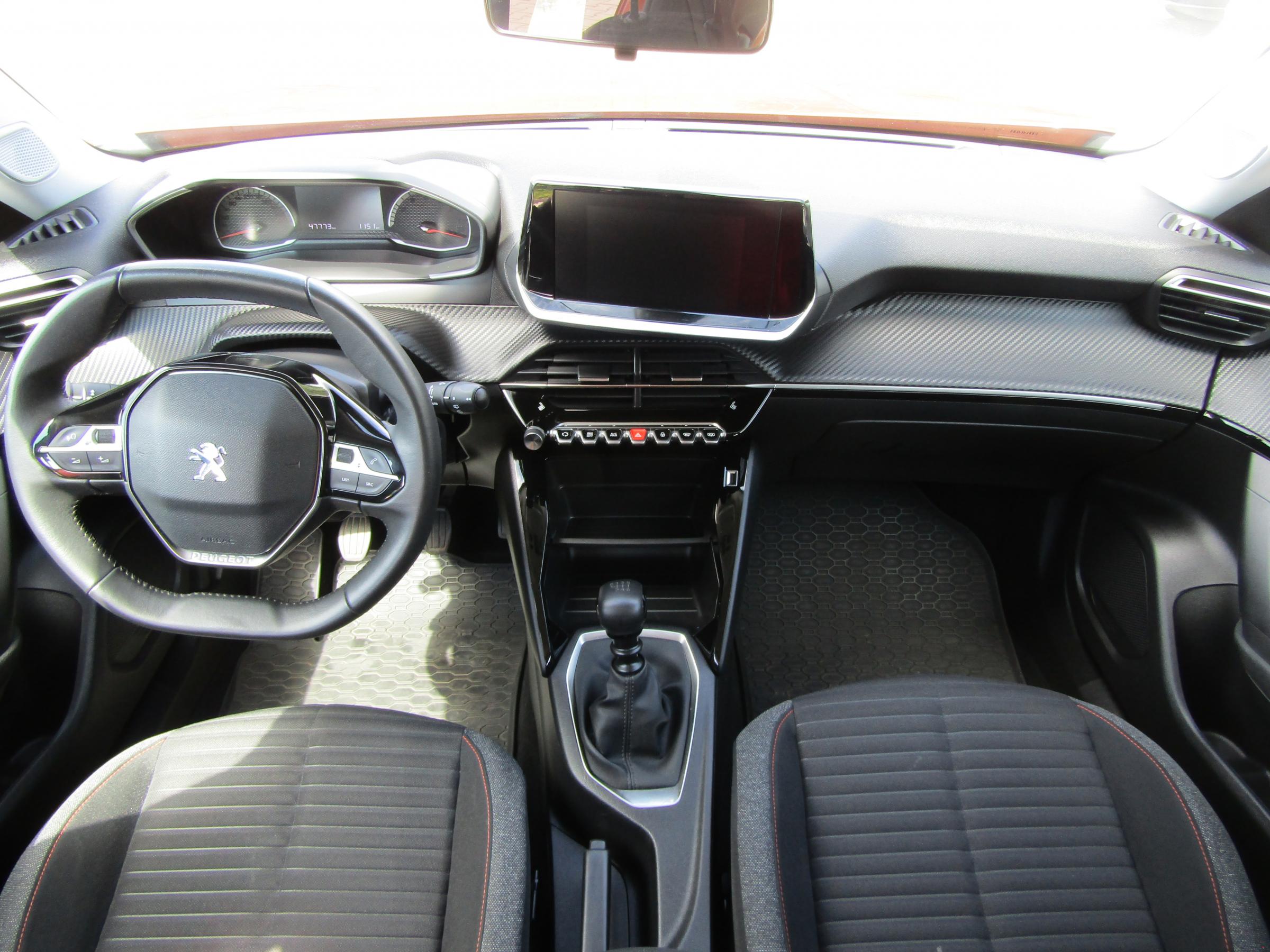 Peugeot 2008, 2021 - pohled č. 8