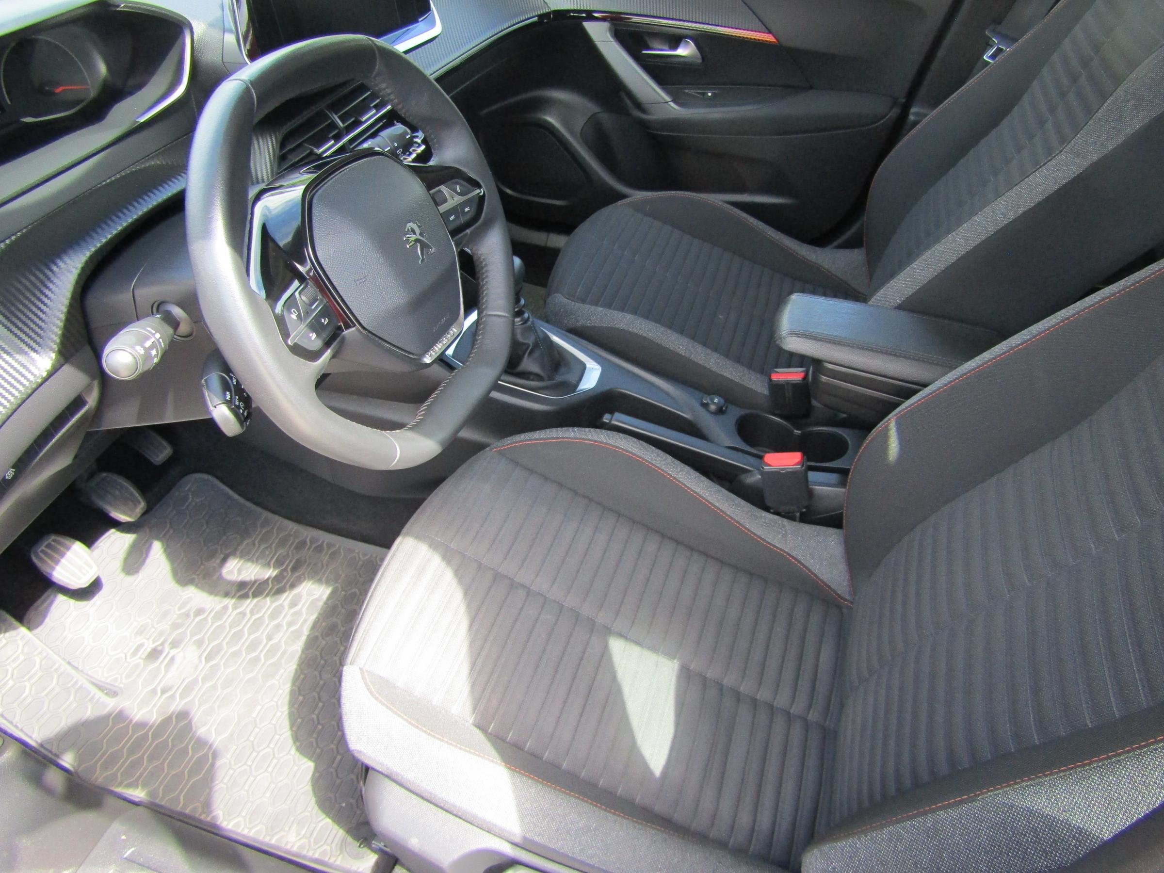 Peugeot 2008, 2021 - pohled č. 9