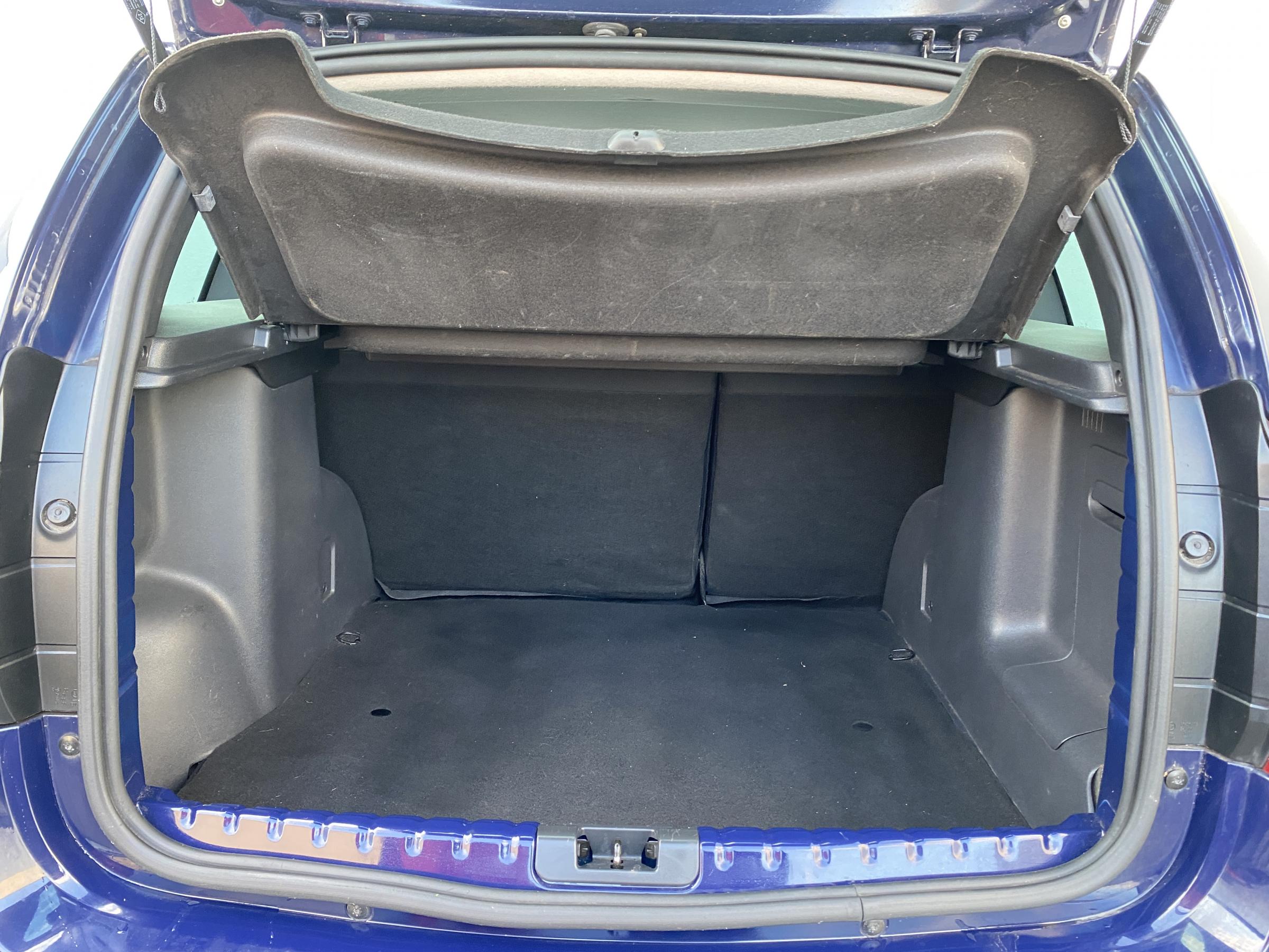 Dacia Duster, 2014 - pohled č. 7